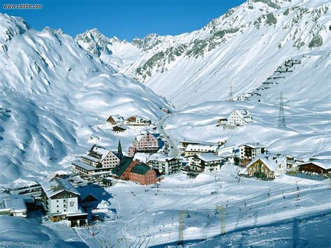 Rent or charter a helicopter for Arlberg Ski Resort and other winter ...