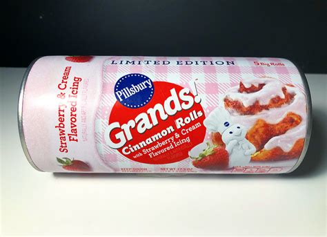 REVIEW: Pillsbury Grands! Strawberries & Cream Cinnamon Rolls - Junk Banter