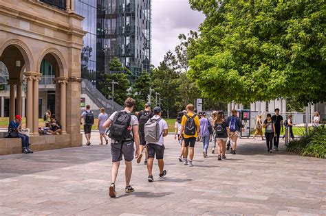 QUT - Book a campus tour