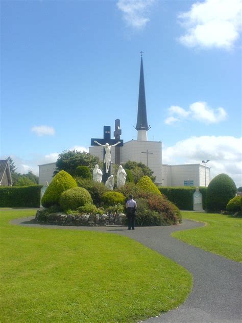 Knock Shrine - Wikipedia | Knock knock, Ireland, Ireland travel