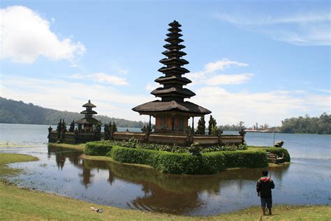 Pura Ulun Danu, Bratan lake | Poldi Rijke | Flickr