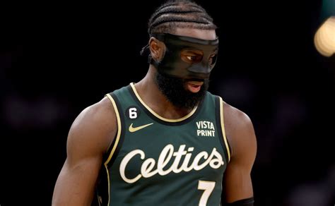 Why does Jaylen Brown wear a mask?