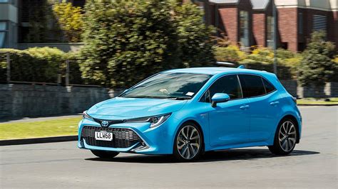 2018 Toyota Corolla ZR hybrid review - NZ Autocar