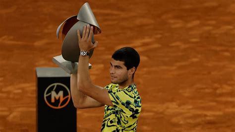 Carlos Alcaraz repeats at Madrid, moves closer to No. 1 ranking - ESPN