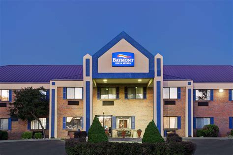 Baymont Inn & Suites Harrodsburg, KY - See Discounts