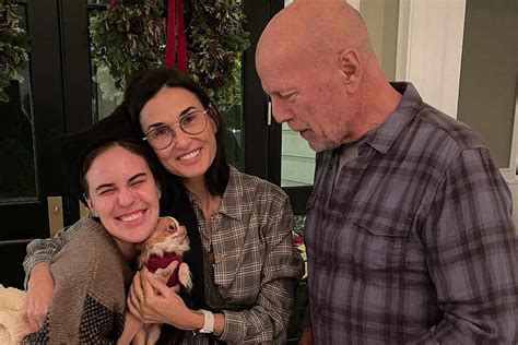 Demi Moore, Bruce Willis and Emma Heming Willis Pose with Kids in Photo