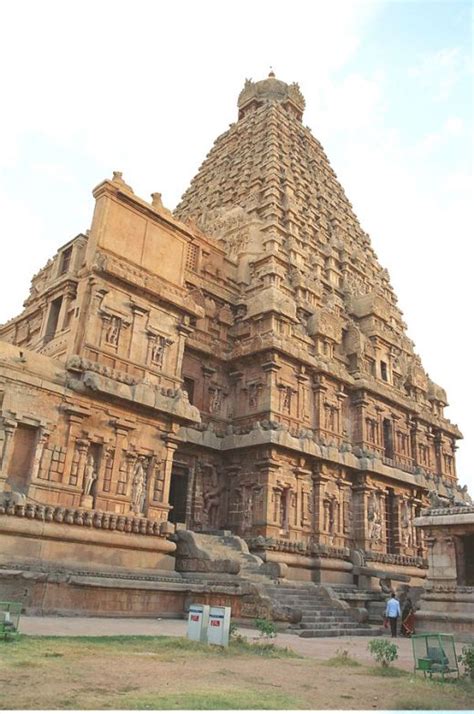 Revolution Of Hinduism: Dravidian Architecture