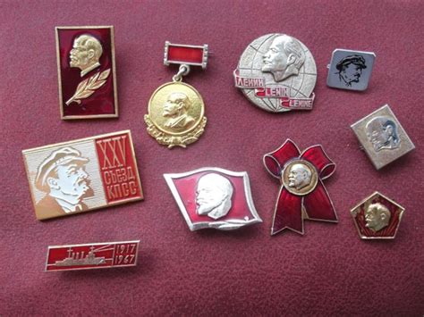 Lenin in Cap Pin. Soviet Propaganda Pin. Lenin Leader… - Gem