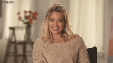 Hilary Duff GIFs - Find & Share on GIPHY