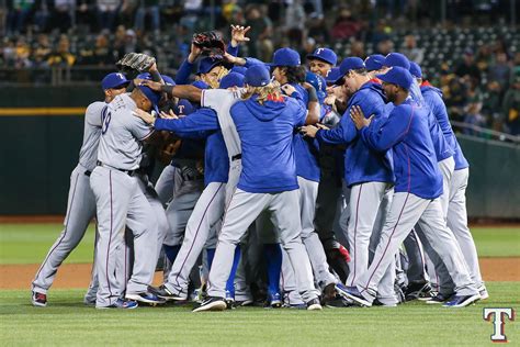 #RangersThankful for the night we claimed our 7th AL West title. | Texas rangers baseball, Texas ...