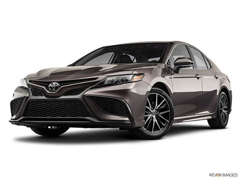 2023 Toyota Camry SE: Price, Review, Photos (Canada) | Driving