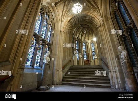 Palace of westminster inside hi-res stock photography and images - Alamy