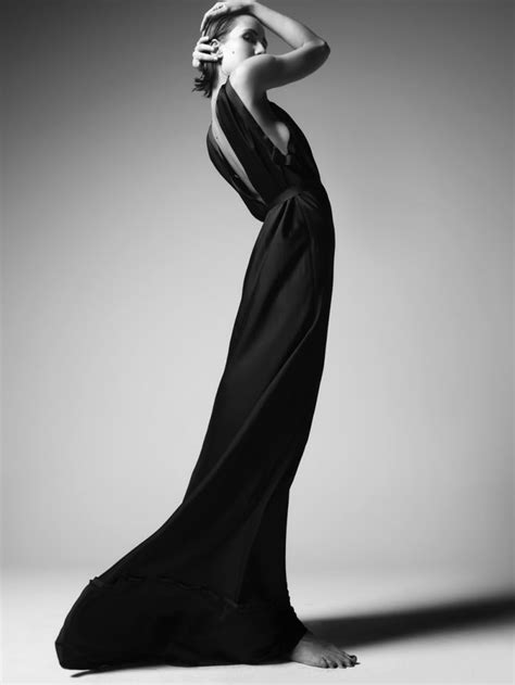 Black and White Fashion Photography by Renam Christofoletti