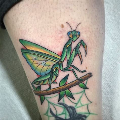 Praying Mantis | Arm sleeve tattoos, Tattoos, Bug tattoo