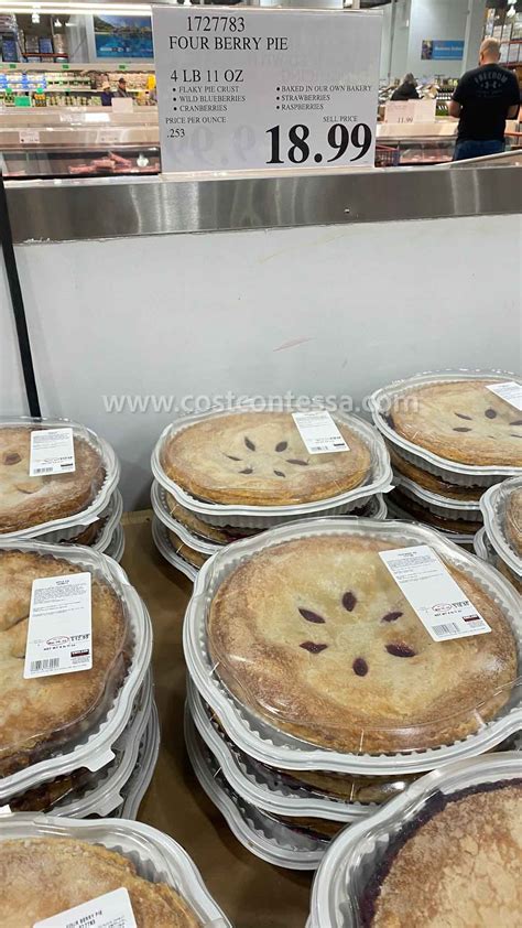 New 5 Lb Mixed Berry Pie at Costco Bakery | Price, Ingredi..