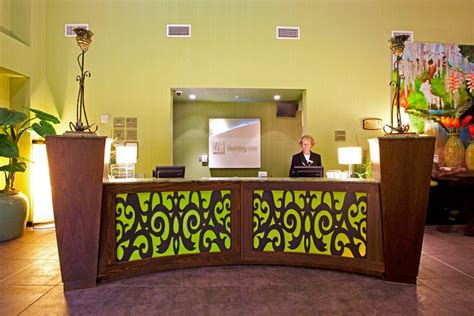 HOLIDAY INN & SUITES OCALA CONFERENCE CENTER, AN IHG HOTEL $120 ($̶1̶4̶9̶) - Prices & Reviews - FL