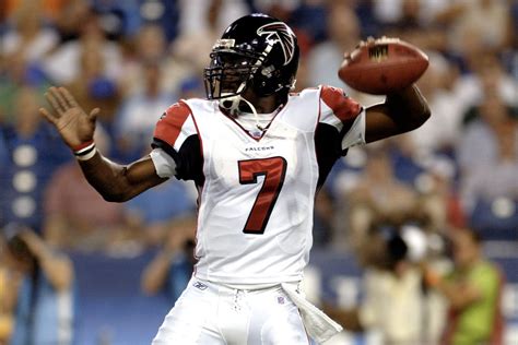 Falcons Uniform History: No. 7 goes to Michael Vick - The Falcoholic