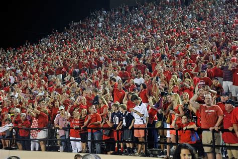 How Confident are Ole Miss Football Fans in the Rebels this Season? - Red Cup Rebellion