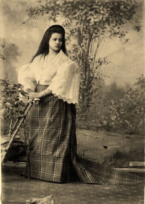 Lovely Filipina mestiza circa 1890s | Filipino women, Philippines fashion, Filipino clothing