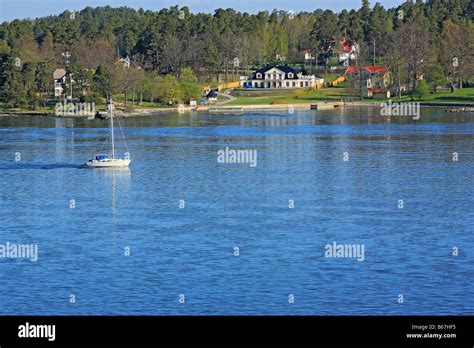 Ship in sea above hi-res stock photography and images - Alamy