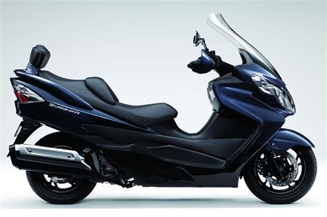 Latest Motorbike: 2013 Suzuki Burgman 400 ABS Review - Suzuki Scooter Motorbike