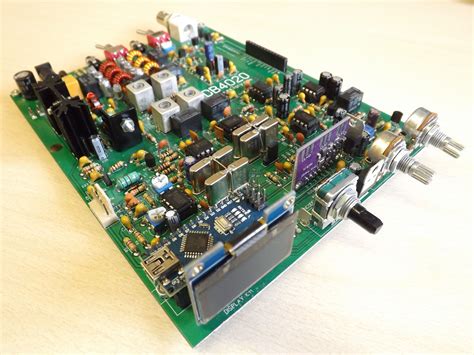 DB4020 dual-band SSB/CW - Página web de ea3gcy