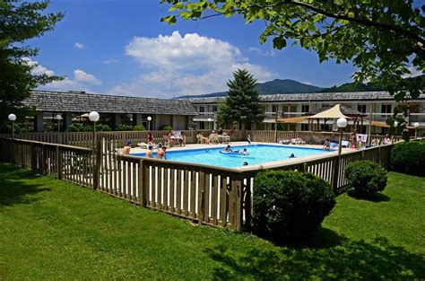 BEST WESTERN MOUNTAIN LODGE AT BANNER ELK - Updated November 2024 - 113 ...