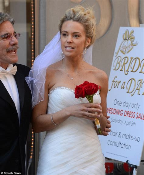 Project Scandalous: Kate Gosselin Stuns Passer-Byers Donning A Wedding Dress