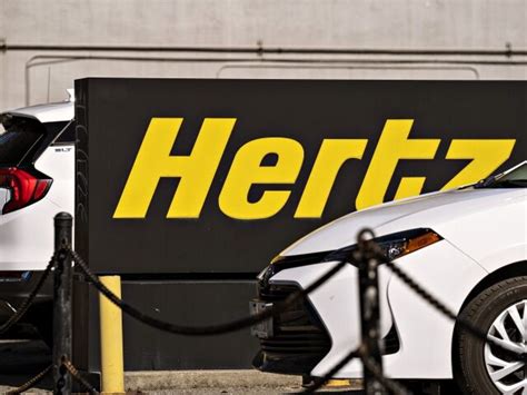 Hertz Selling Off 20K Electric Cars to Buy Gas-Powered Cars