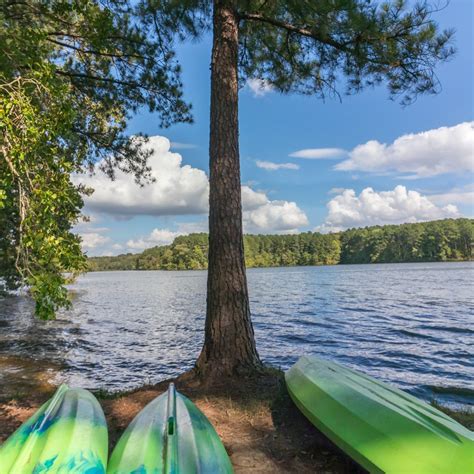 Lakeside Cabin Vacations at Tennessee State Parks — Tennessee State Parks