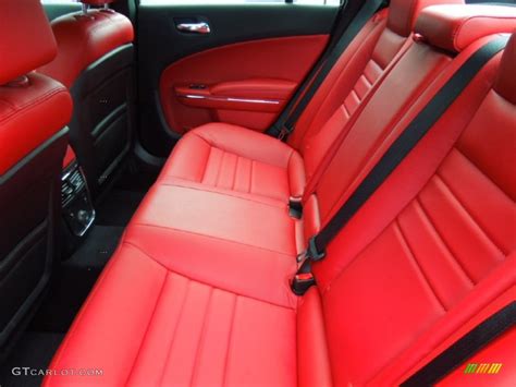 Black/Red Interior 2013 Dodge Charger SXT Photo #70076536 | GTCarLot.com