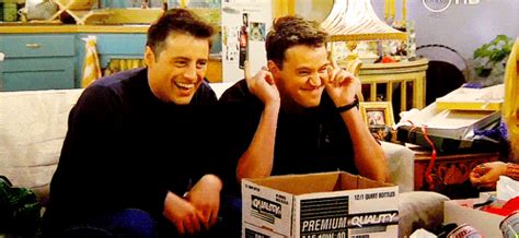 Chandler Bing Friends GIF - Find & Share on GIPHY