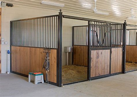 Indoor Prefab Horse Stall Panels Durable Solid Welded One Piece Frame