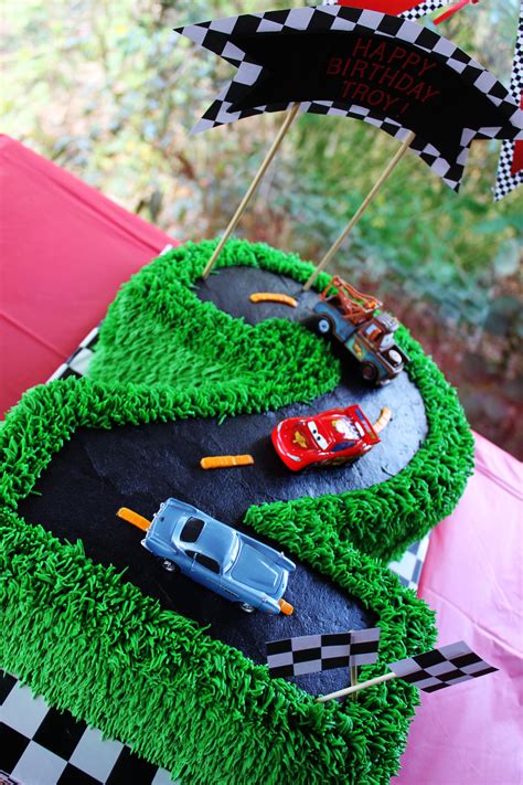 Pin by Brittany Hartman on More Peanut birthday Ideas | Race car cakes ...