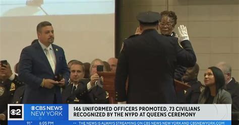 146 uniformed NYPD officers promoted at ceremony in Queens - CBS New York