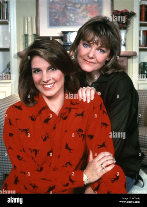 KATE & ALLIE, Susan Saint James, Jane Curtin, 1984-89 Stock Photo - Alamy