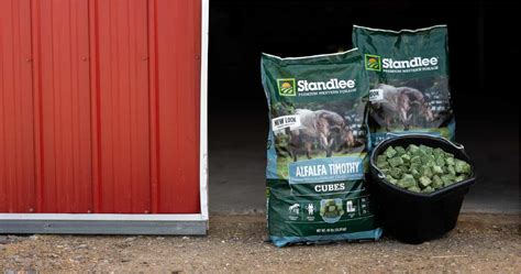 Premium Alfalfa Timothy Cubes | Standlee Premium Forage