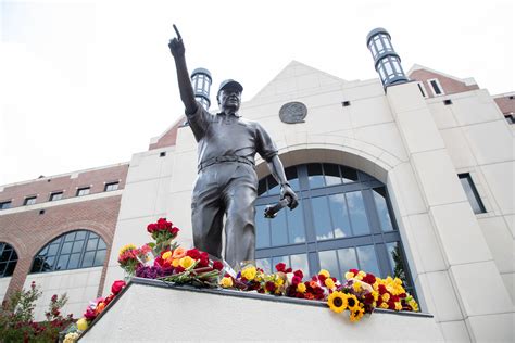 Bobby Bowden funeral speakers include Warrick Dunn, Deion Sanders