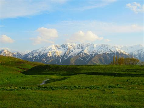 Piche Bon, west Alborz mountains, Iran. May 2018 [OC] [4096*3072] : r ...