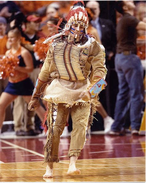 ILLINOIS FIGHTING ILLINI CHIEF ILLINIWEK MASCOT 8 X 10 PHOTO | eBay