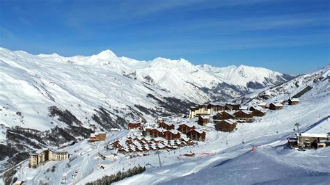 Les Menuires Ski Resort (Alps) 3 valleys - Paris Tour Guide