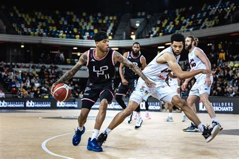 The London Lions Basketball Team | News