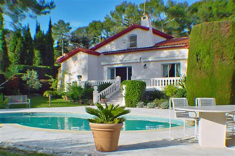 Holiday Villas South of France; Languedoc, Cote d’Azur, Provence