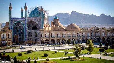 Naqsh-e Jahan Square, Historical sequre in Isfahan - PinIRAN