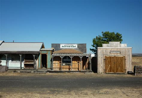 Ghost Towns of America - mapped and photographed | Geotab