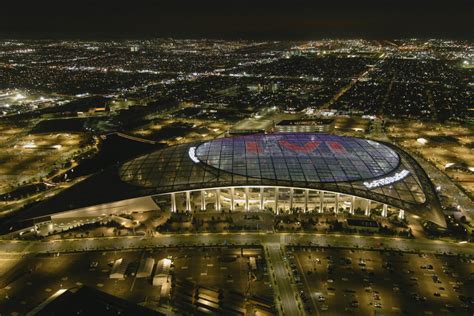 Iconic Los Angeles Stadiums: Which Arena Takes The Gold Medal? - LAFB ...