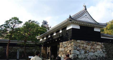 Kochi Castle - A rare jewel in Shikoku