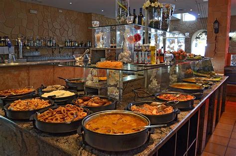 A nice buffet in Fuengirola (Málaga) Spain. | Food in Spain | Pinterest ...