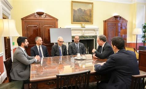 Finance Minister meets Bank of England Governor