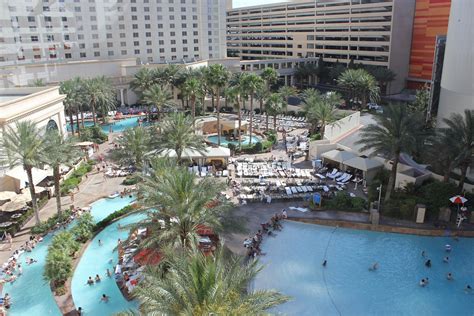 Monte Carlo Casino Swimming Pool, Las Vegas | The Monte Carl… | Flickr